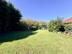 Photo 14- click for photo gallery